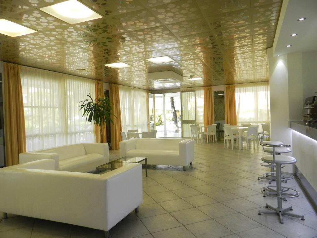 Hotel Michelangelo Bellaria-Igea Marina Buitenkant foto