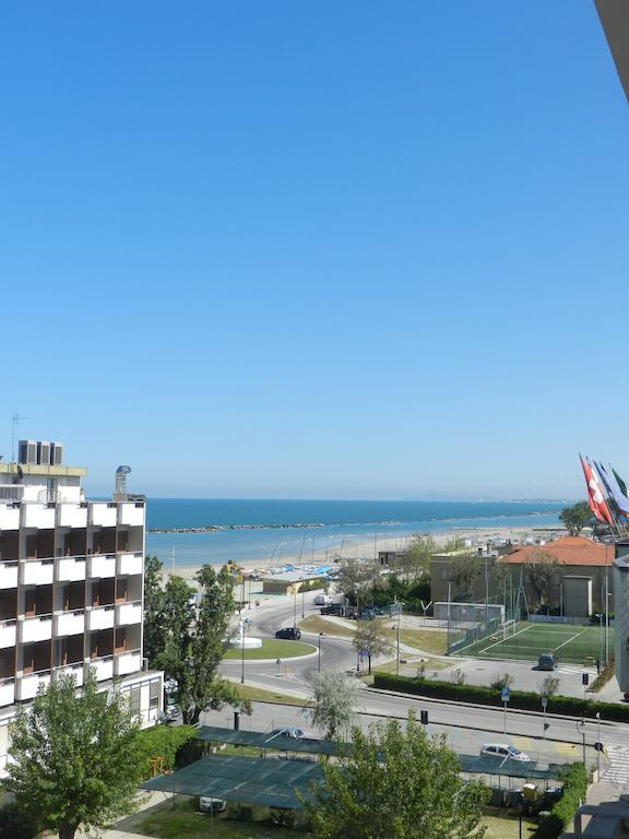 Hotel Michelangelo Bellaria-Igea Marina Buitenkant foto