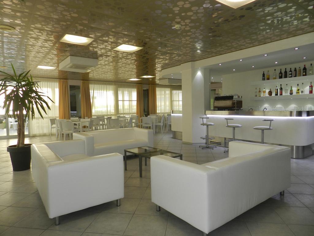 Hotel Michelangelo Bellaria-Igea Marina Buitenkant foto